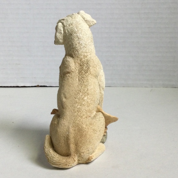 Stone Critters SC-983 Lab Hunting Time Yellow Lab Boots Resin Figurine - Picture 4 of 11